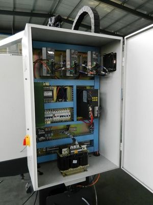 Автоматическая филировальная машина CNC XK7136 для металла