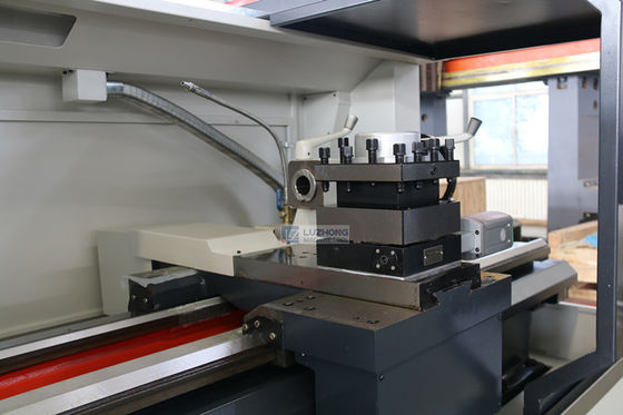 Токарный станок металла CNC точности для небольших частей CAK6150 Fagor